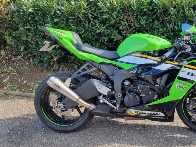 KAWASAKI ZX-6R 636 4