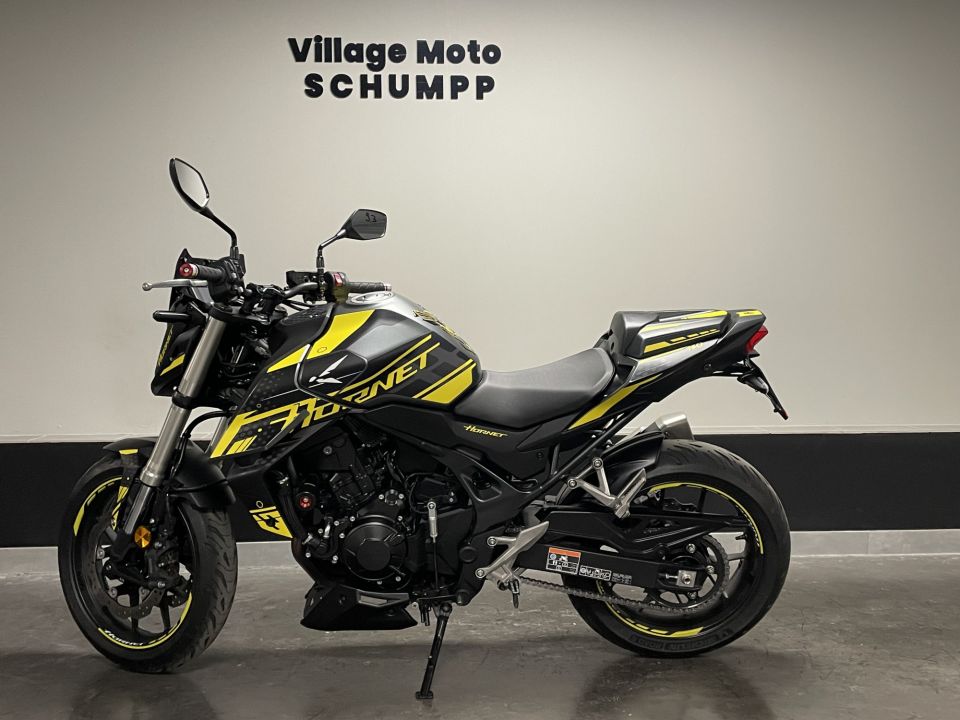 HONDA CB 750 HORNET 4