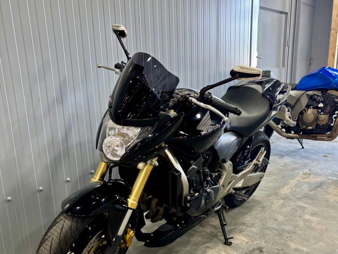 HONDA CB 600 F HORNET 4