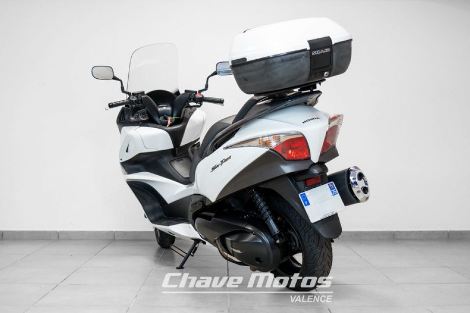 HONDA FJS 400 SILVER WING 4