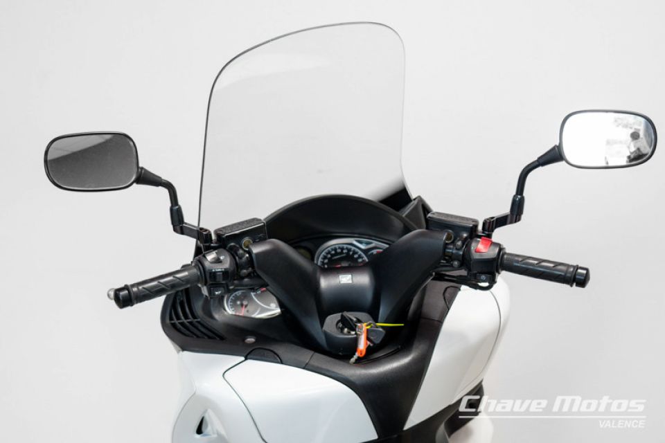 HONDA FJS 400 SILVER WING 4