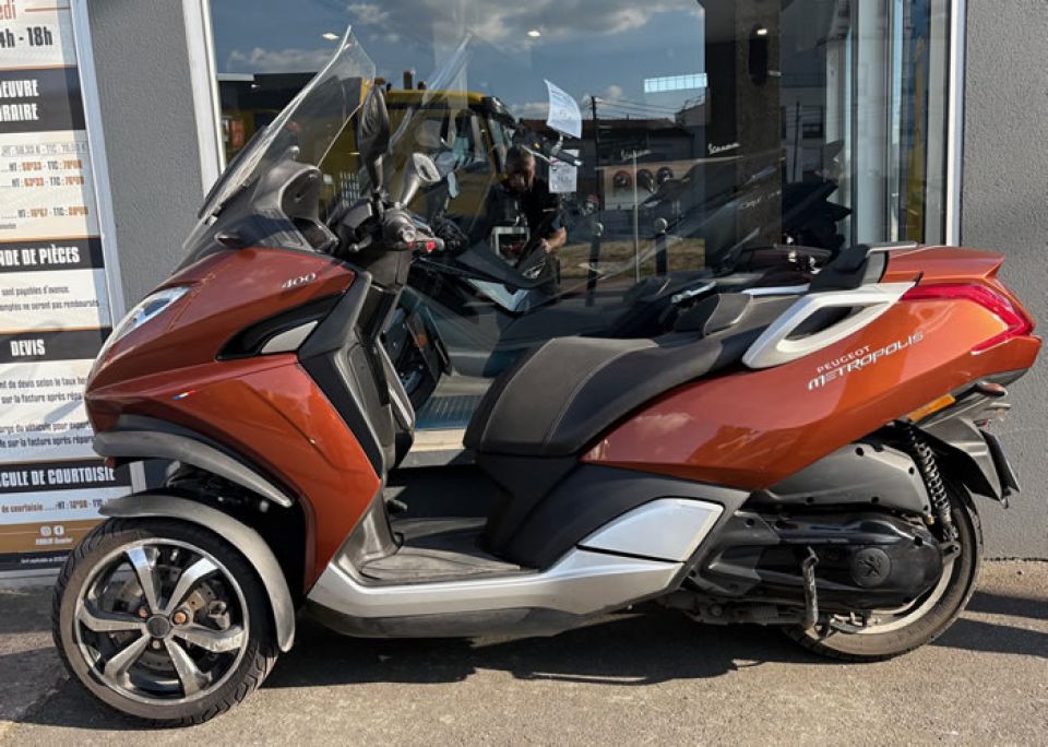 PEUGEOT METROPOLIS 400 4