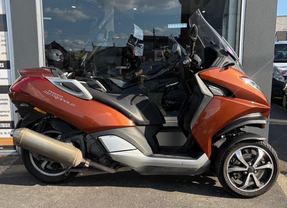 PEUGEOT METROPOLIS 400 4