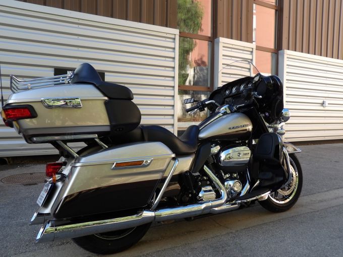 HARLEY-DAVIDSON TOURING ELECTRA GLIDE 1745 ULTRA LIMITED 4