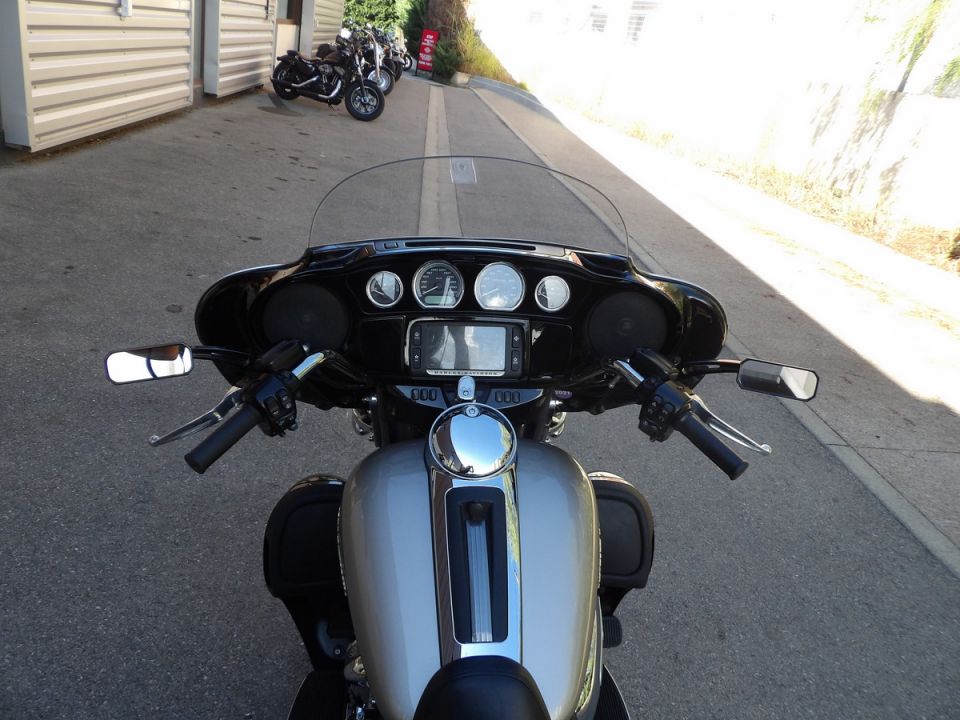 HARLEY-DAVIDSON TOURING ELECTRA GLIDE 1745 ULTRA LIMITED 4