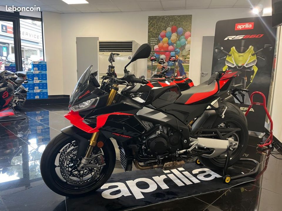 APRILIA TUONO 1100 V4 FACTORY 4