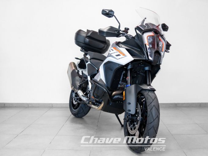 KTM 1290 SUPER ADVENTURE S 4