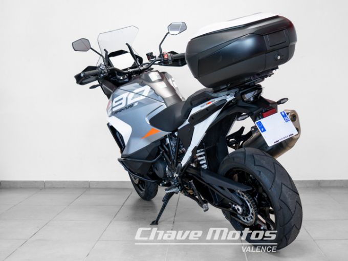 KTM 1290 SUPER ADVENTURE S 4