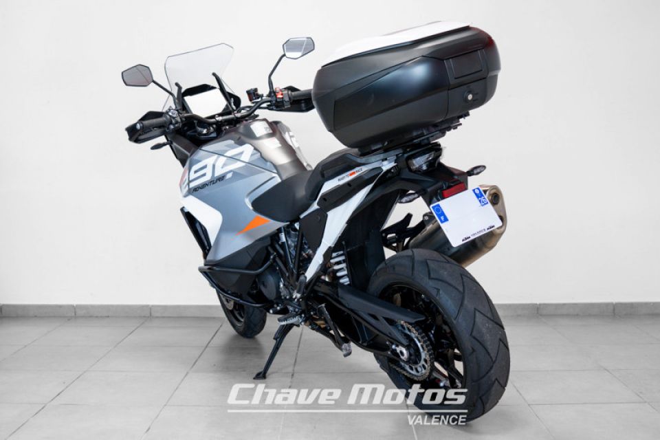 KTM 1290 SUPER ADVENTURE S 4