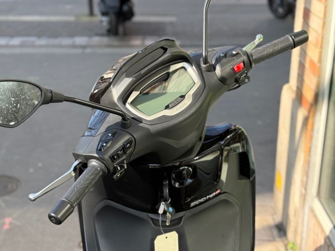 PIAGGIO NEW BEVERLY 300 EURO 5 4