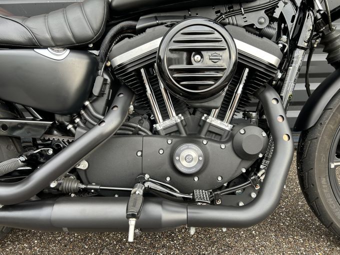 HARLEY-DAVIDSON SPORTSTER IRON 883 ABS 4