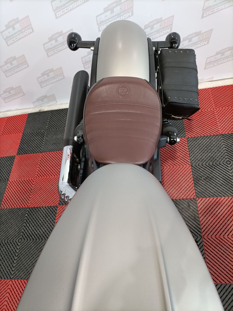 INDIAN SCOUT 1200 BOBBER TWENTY 4