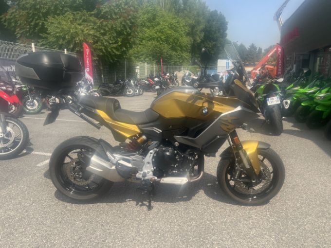 BMW F900XR 4