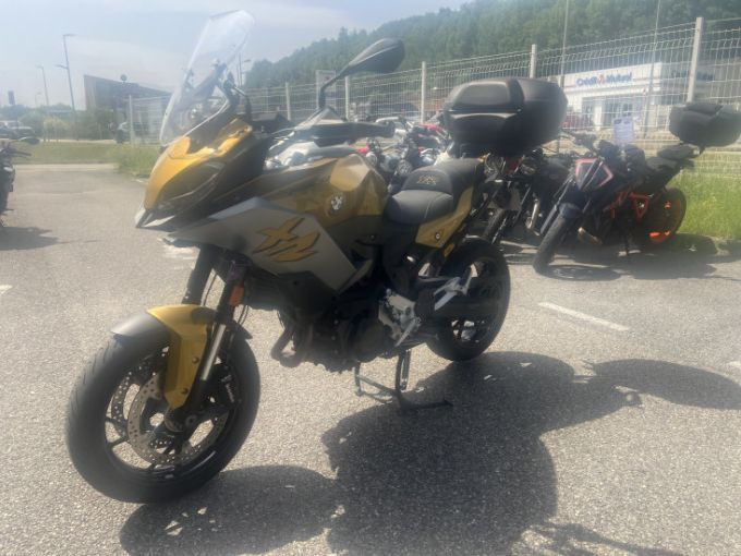 BMW F900XR 4