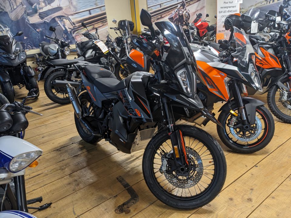 KTM 890 ADVENTURE 4