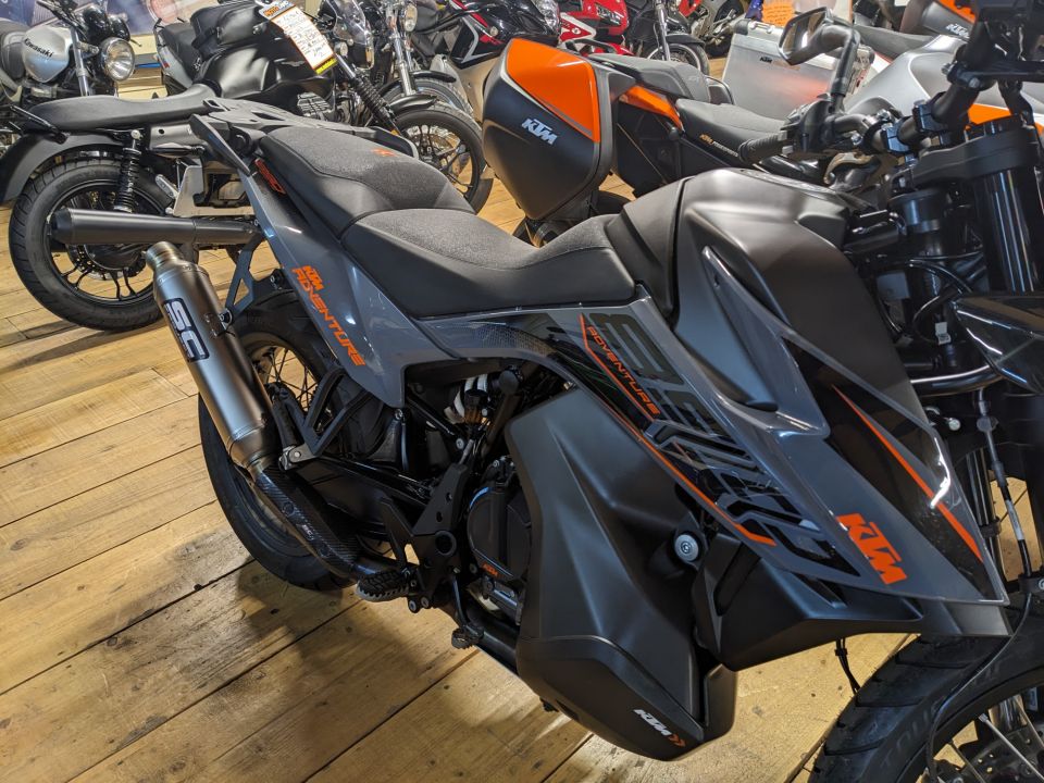 KTM 890 ADVENTURE 4