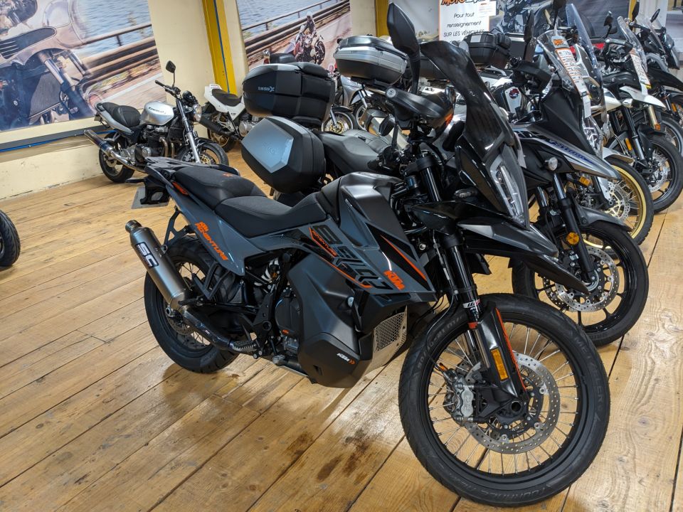 KTM 890 ADVENTURE 4