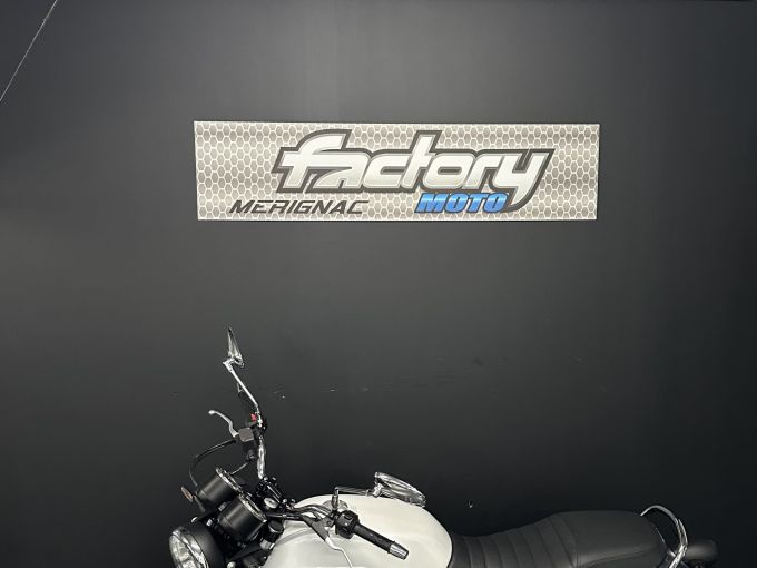 MOTO GUZZI V7 SPECIAL 4