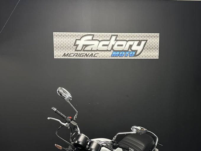 MOTO GUZZI V7 SPECIAL 4