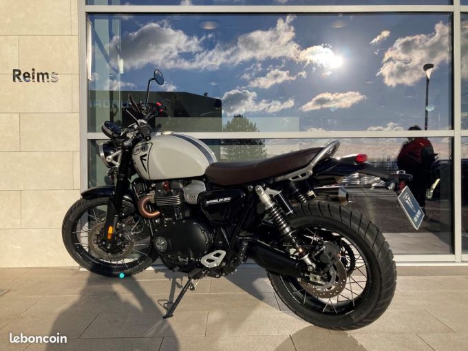 TRIUMPH SCRAMBLER 1200 4