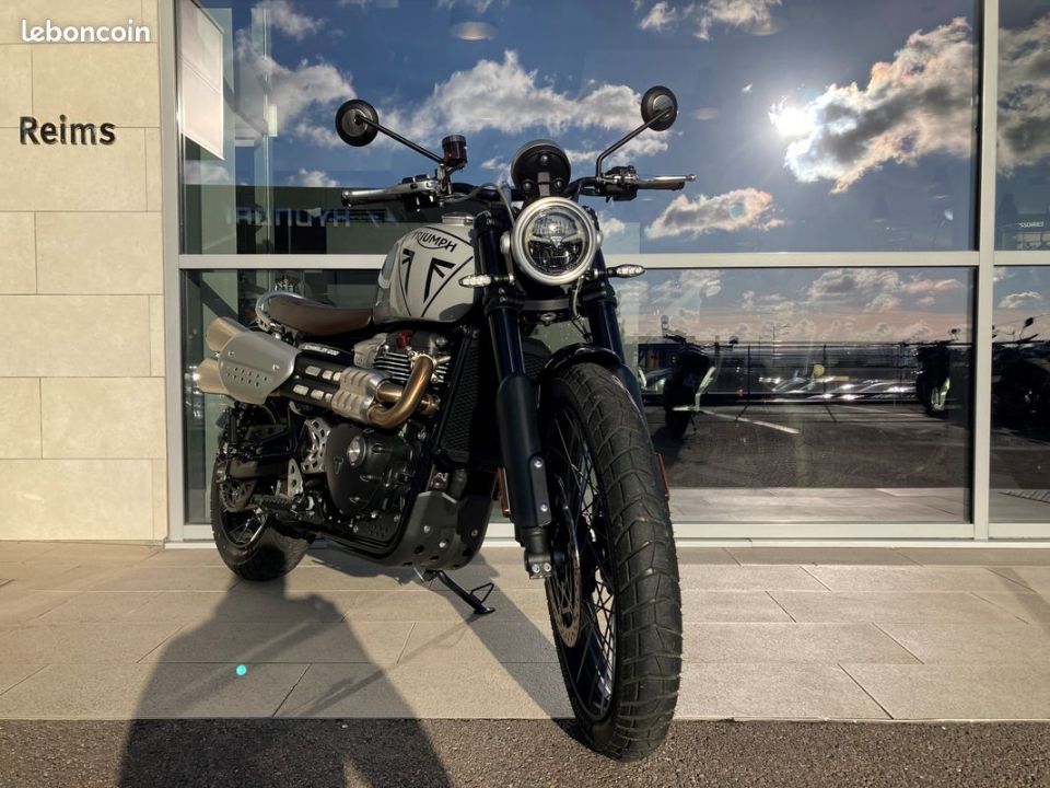 TRIUMPH SCRAMBLER 1200 4