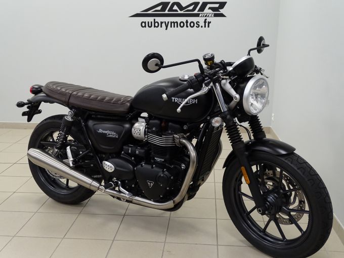 TRIUMPH STREET TWIN  900 4