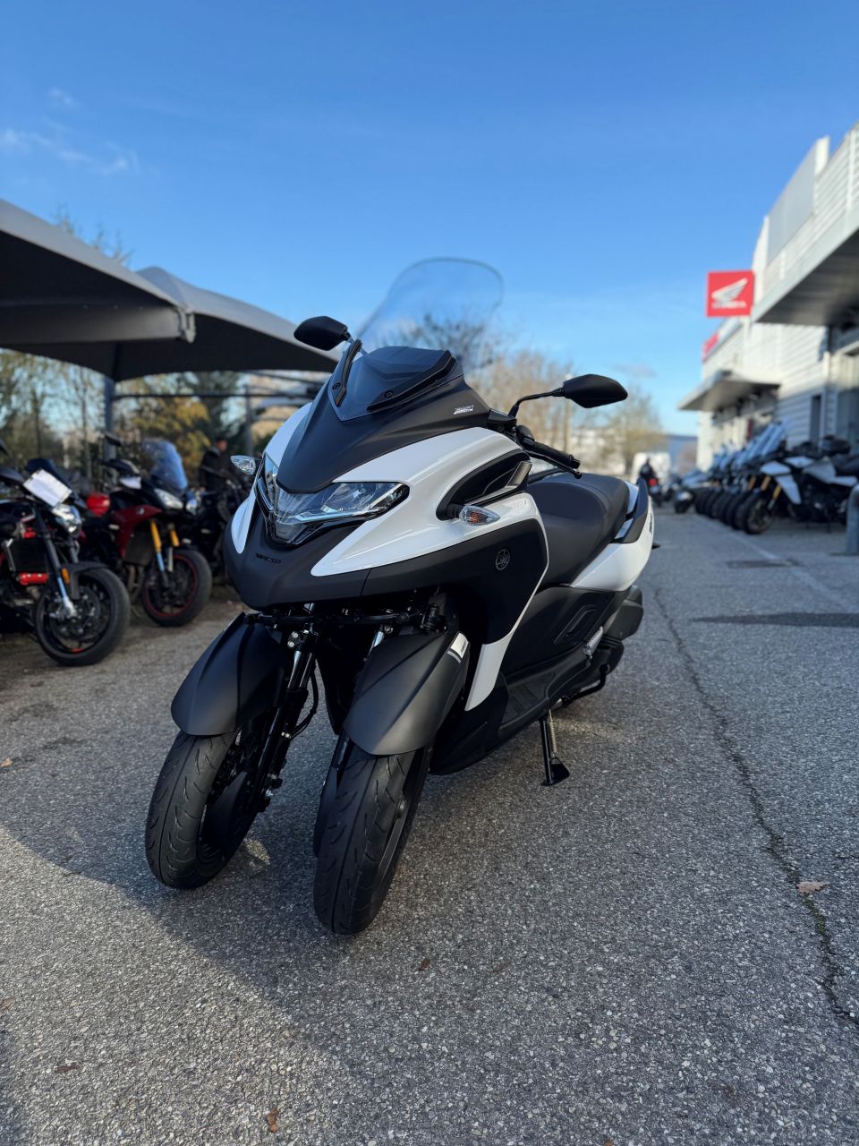 YAMAHA TRICITY 300 4