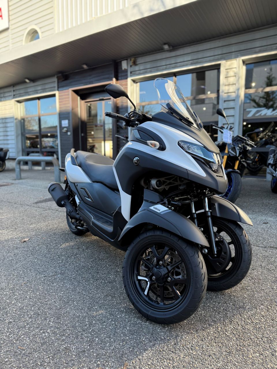 YAMAHA TRICITY 300 4