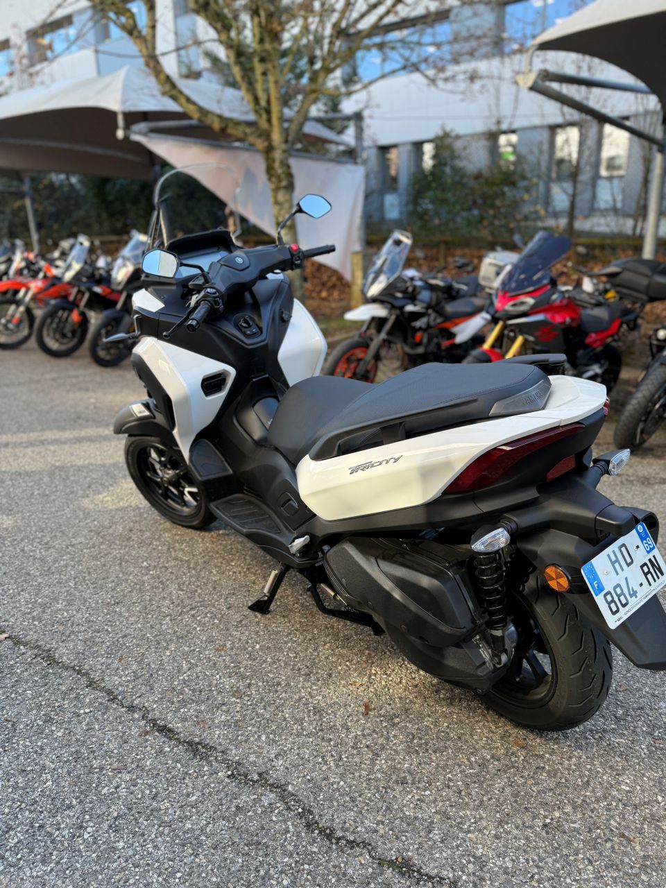 YAMAHA TRICITY 300 4