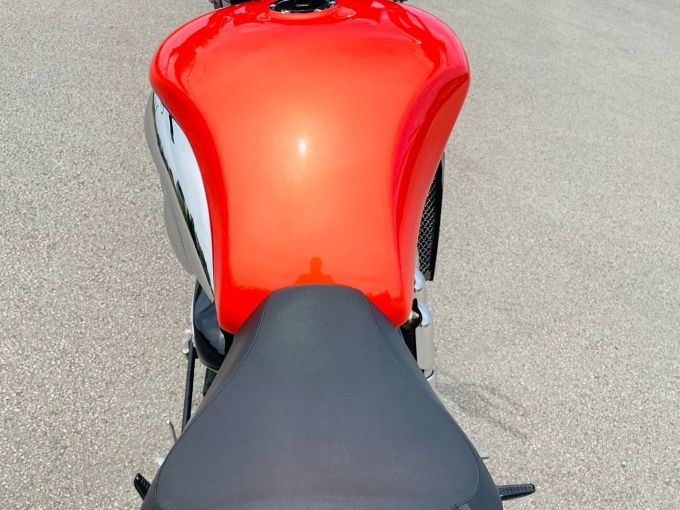 TRIUMPH Rocket III 4