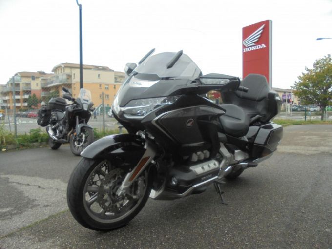 HONDA GoldWing Touring DCT Airbag 4