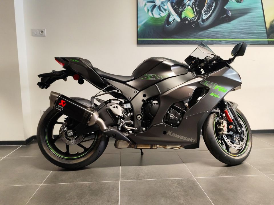KAWASAKI ZX-10RR 4