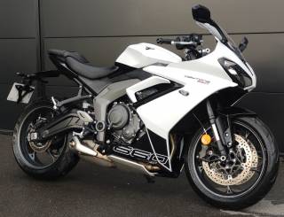 TRIUMPH 	DAYTONA 660 - 2025