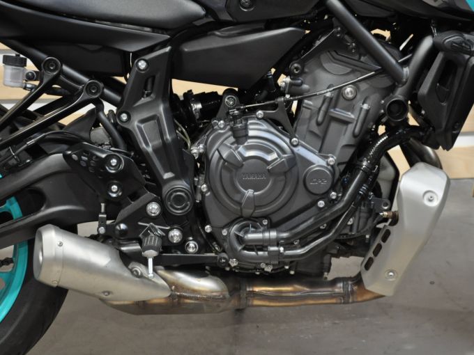 YAMAHA MT-07 (47.5CV) 4