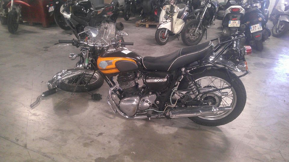 KAWASAKI W 800 4
