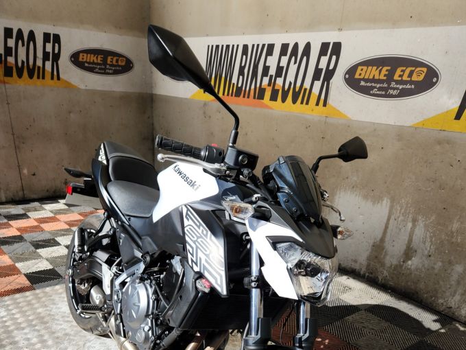 KAWASAKI Z 650 (47.5CV) 4