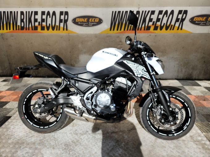 KAWASAKI Z 650 (47.5CV) 4