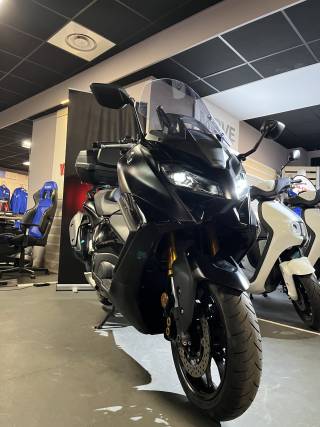 YAMAHA XP T-MAX 560 TECH MAX - 2024