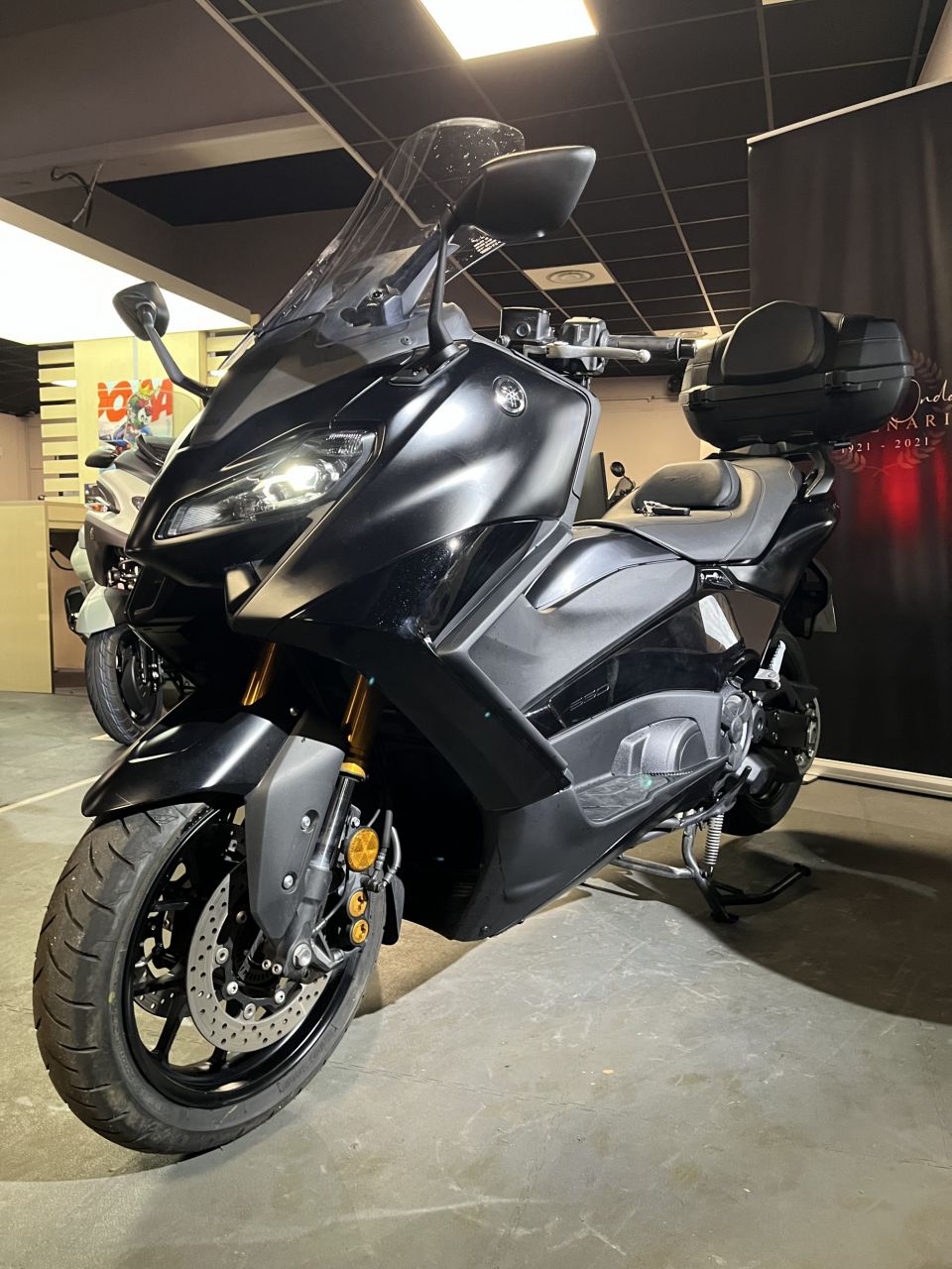YAMAHA XP T-MAX 560 TECH MAX 4