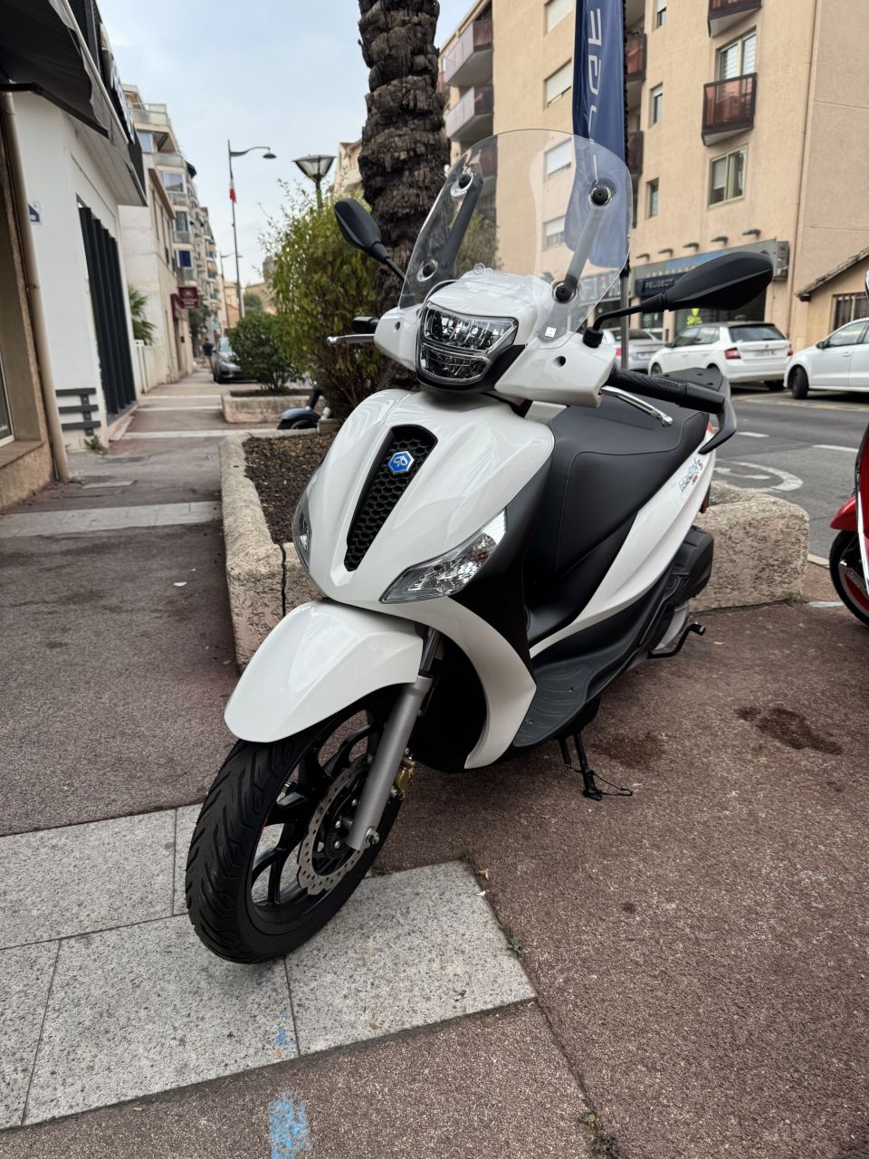 PIAGGIO Medley S 125 IGET ABS E5 4