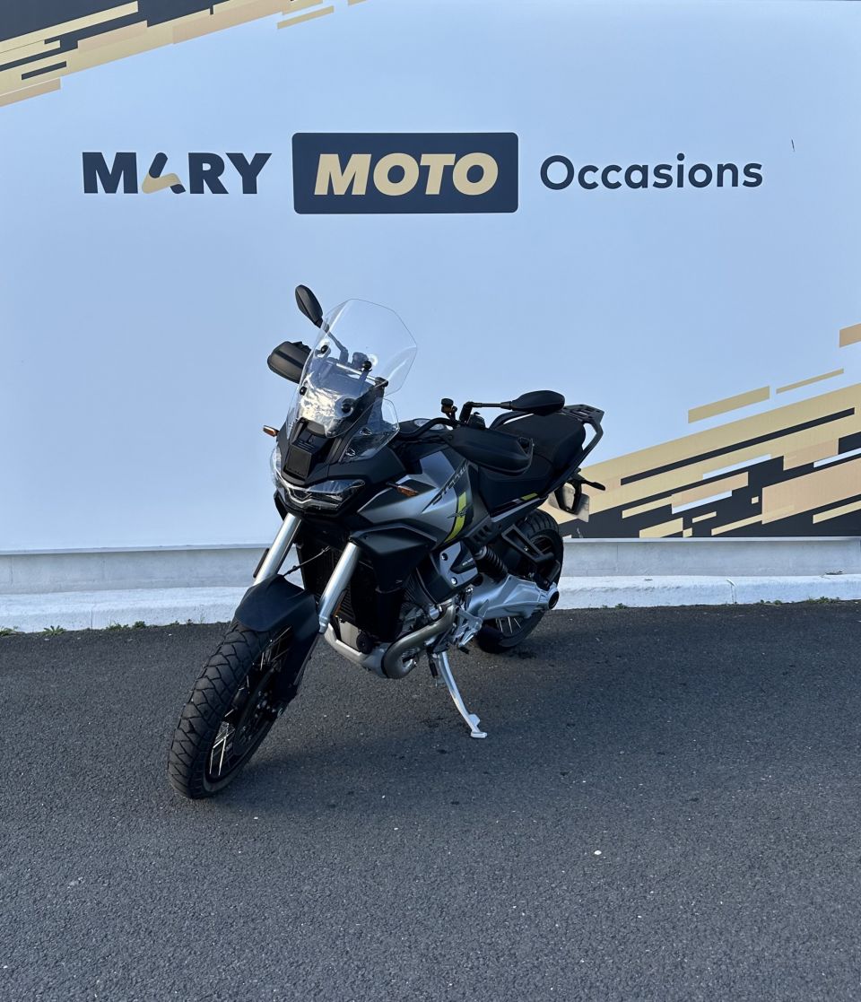 MOTO GUZZI STELVIO 4