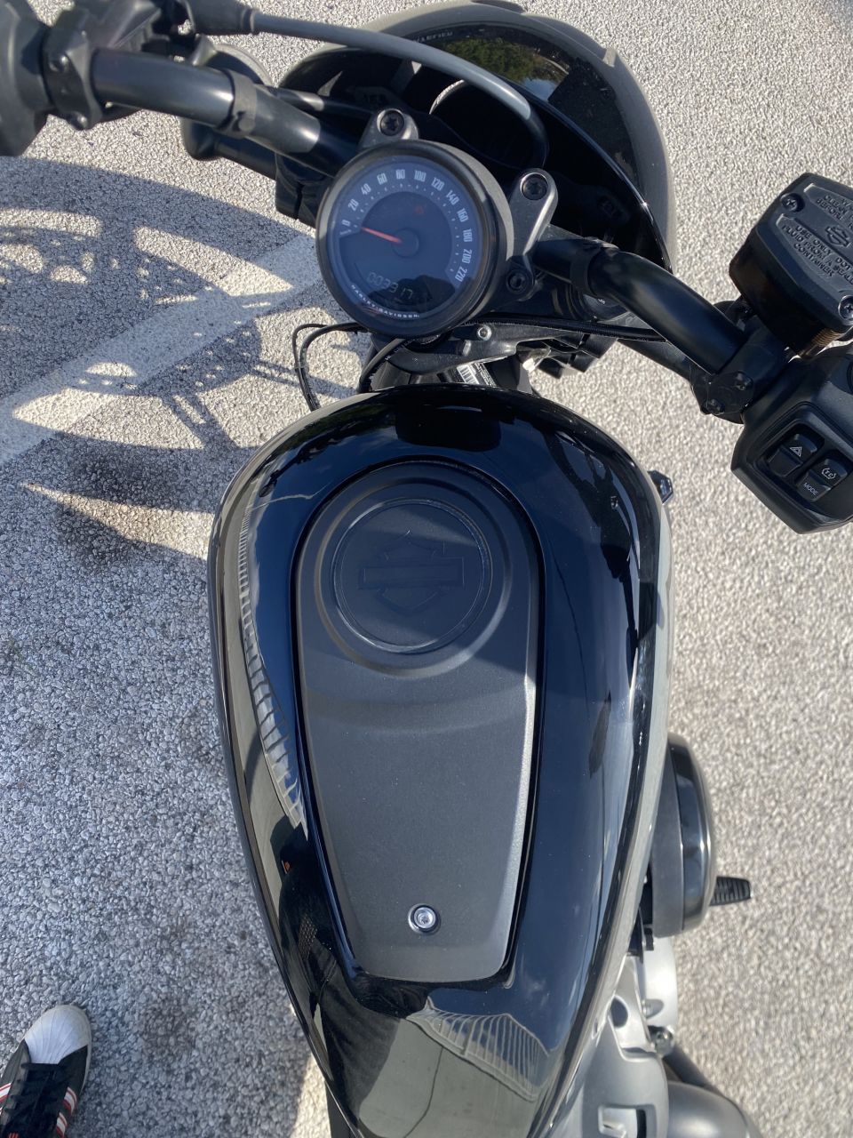 HARLEY-DAVIDSON SPORTSTER Nightster 975 RH 4