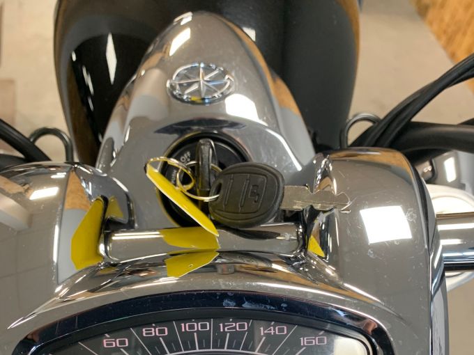 YAMAHA XVS 1300 4