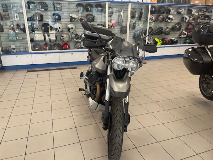 MOTO GUZZI V85 TT 850 4