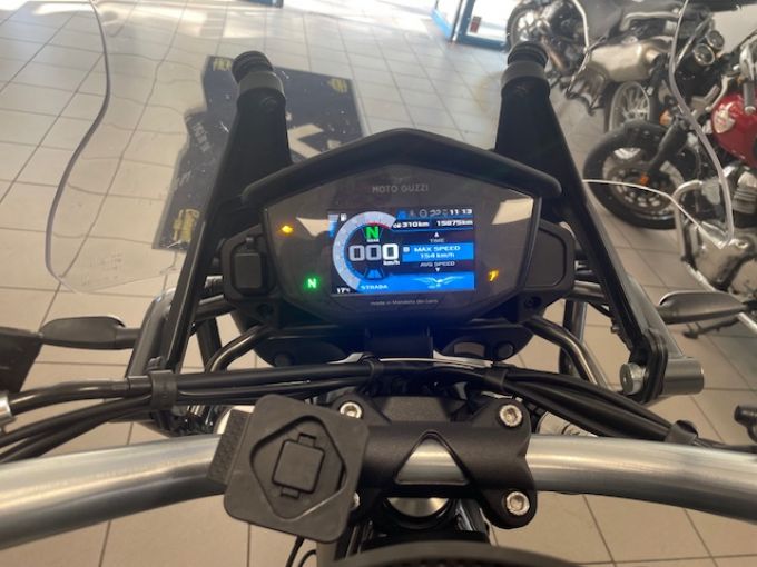 MOTO GUZZI V85 TT 850 4
