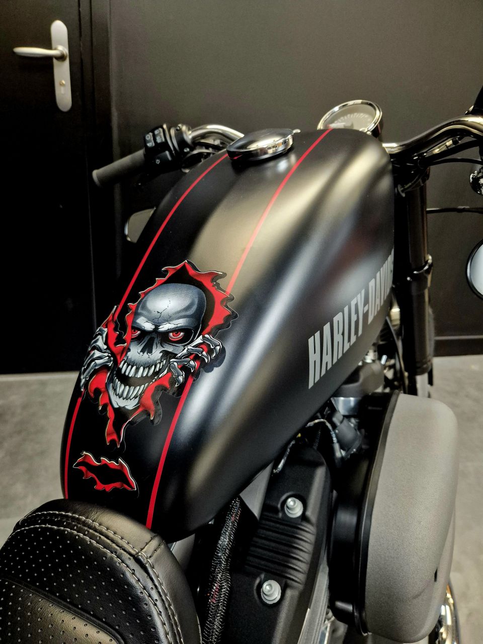 HARLEY-DAVIDSON SPORTSTER ROADSTER 1200 4