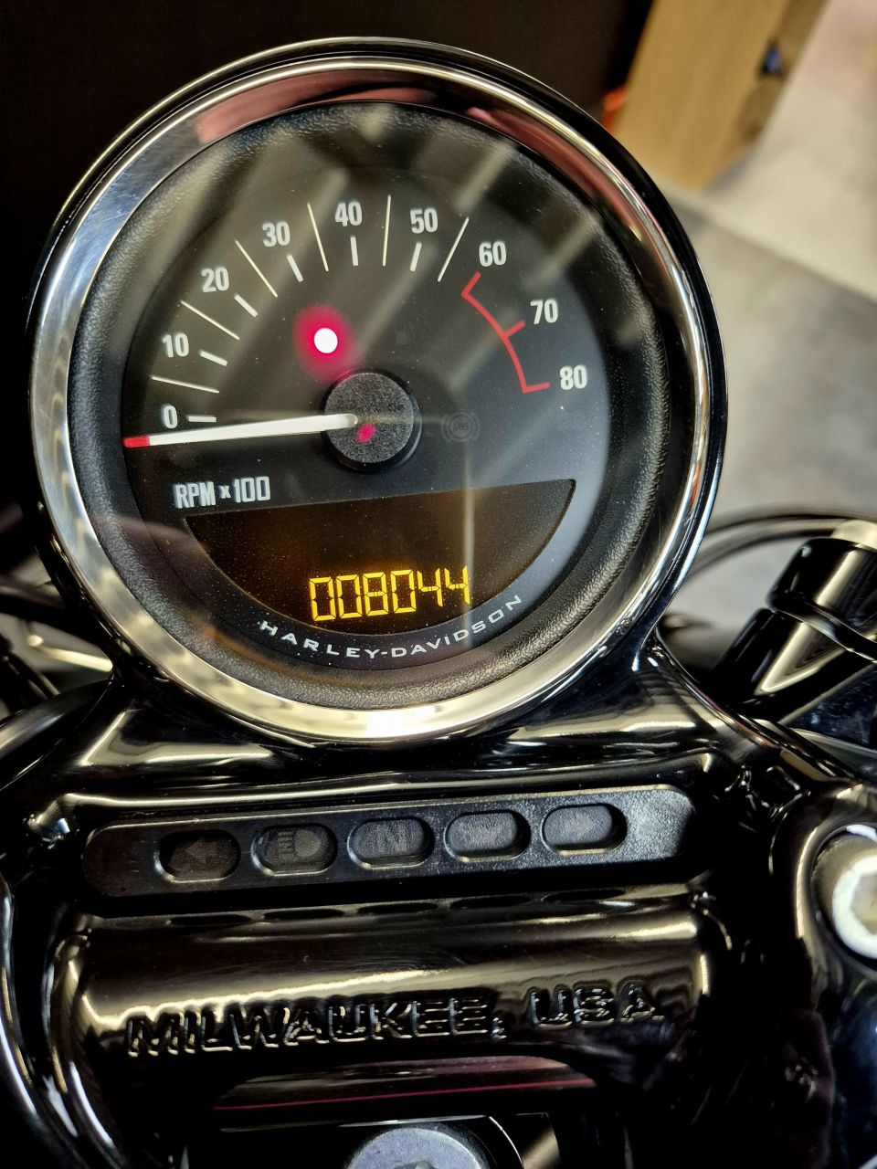 HARLEY-DAVIDSON SPORTSTER ROADSTER 1200 4