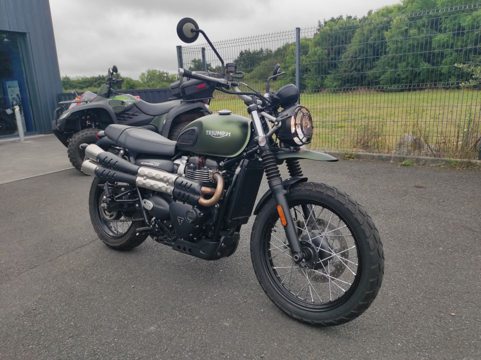 TRIUMPH STREET SCRAMBLER  900 4