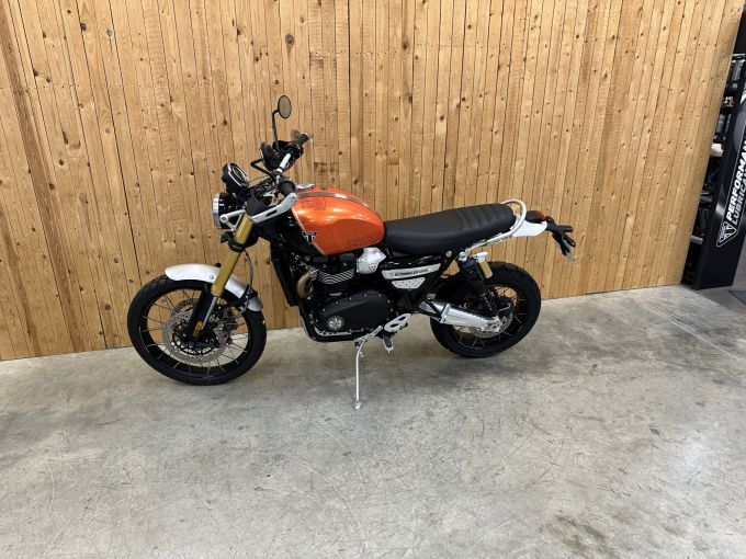 TRIUMPH SCRAMBLER 1200 XE 4