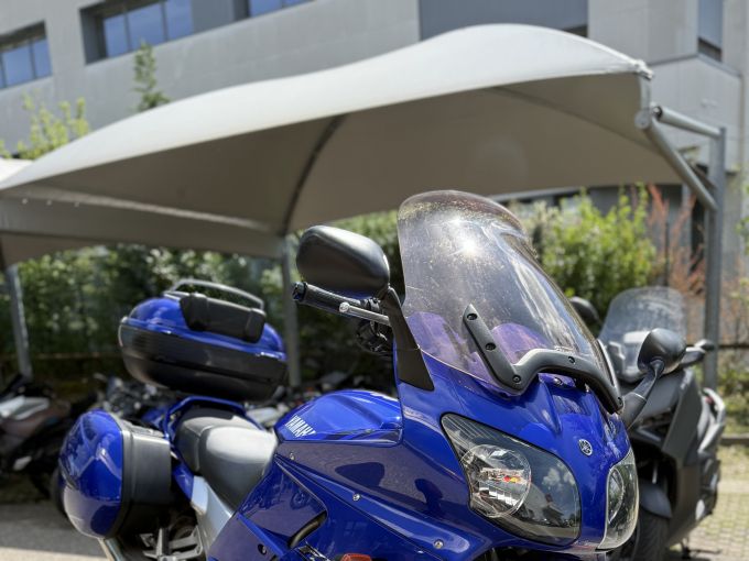 YAMAHA FJR 1300 4